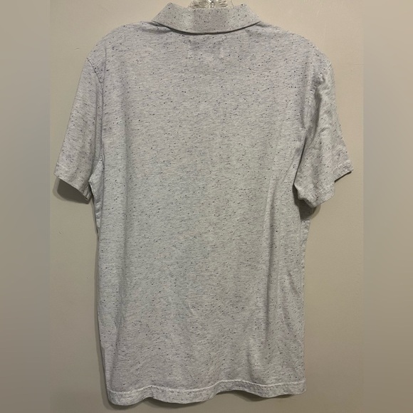 EUC Original Penguin Men’s Light Gray w/Blue Short Sleeve Polo w/Logo; Size M - Picture 2 of 7